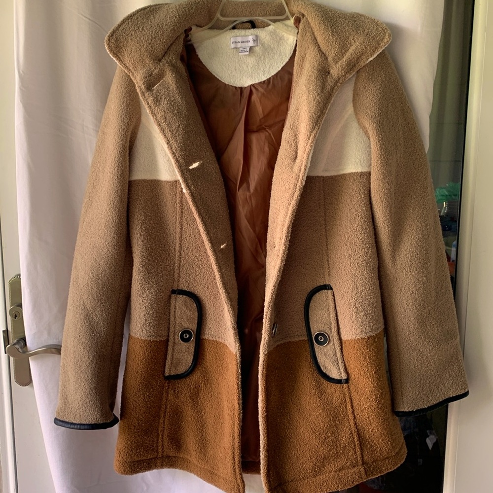 Susan Graver XXS beautiful button down coat with hood